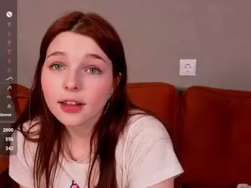 Crystalrossy  live sex cam