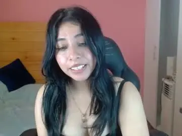 Emi_kiss_xx  live sex cam