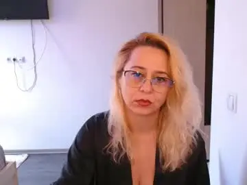 Freyaamore  live sex cam