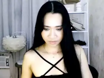Itsme_kat  live sex cam