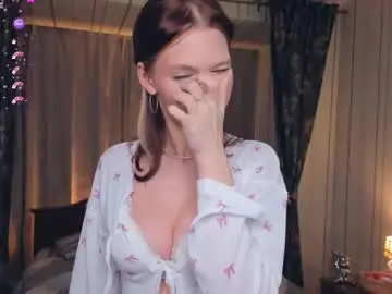 Kity_paw  live sex cam