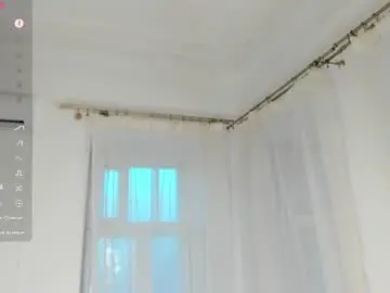 Kity_paw  live sex cam