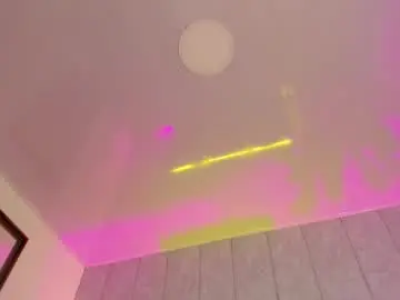 Kytty_gatita  live sex cam