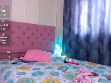 Lauradaza24  live sex cam