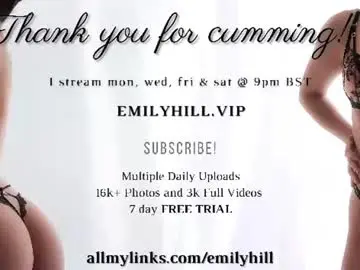 Littlee33  live sex cam