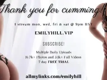 Littlee33  live sex cam