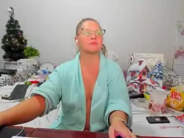 Richlucky555  live sex cam