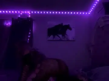 Thicklatinamami1  live sex cam