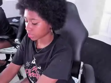 Violeta_ruizz  live sex cam