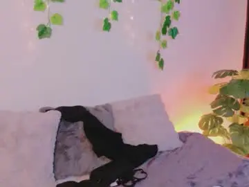 _viollet  live sex cam