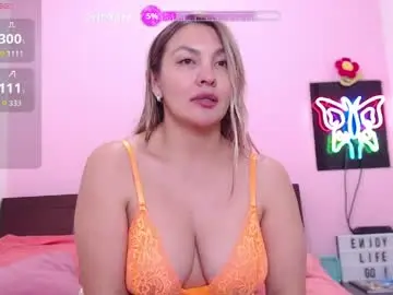 Danika_bellaa  live sex cam