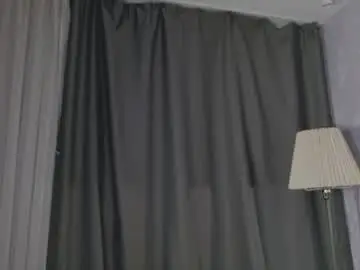 Dizer_clop  live sex cam
