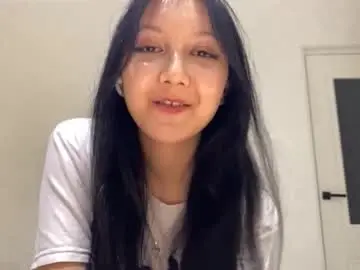 Donyaclevette  live sex cam