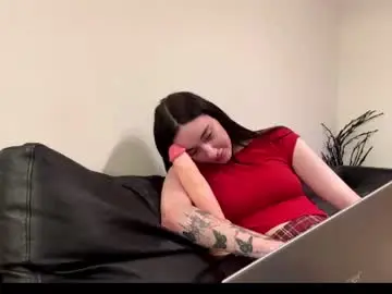 Embergleamx  live sex cam