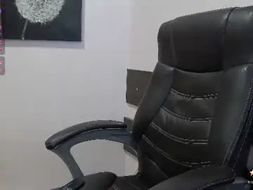 Evelinskye  live sex cam