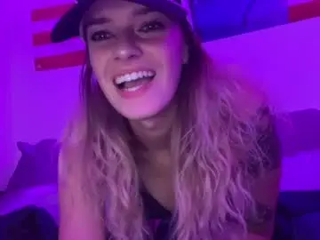 Handsomerdeck23  live sex cam