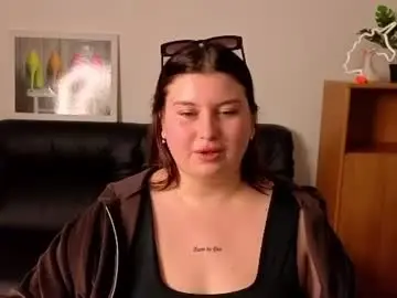 Katina_deeplou4  live sex cam
