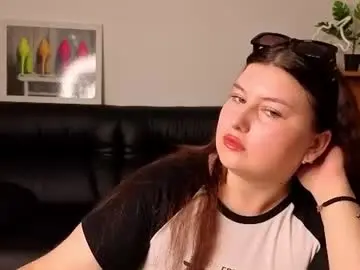 Katina_deeplou4  live sex cam