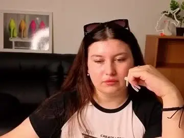 Katina_deeplou4  live sex cam