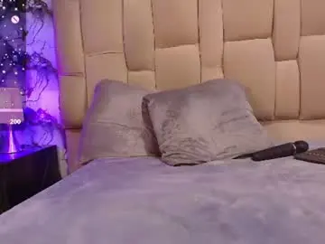 Pameelaanderson  live sex cam