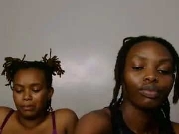 Zuri_blaire  live sex cam