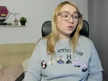 Charlottelabouff  live sex cam