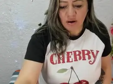 Cris_spicy  live sex cam