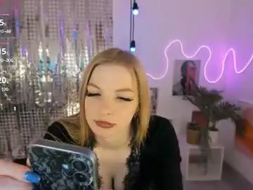 Daria_noir  live sex cam