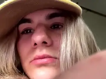 Deadlymarkedangel  live sex cam