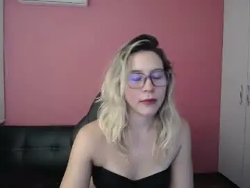 Dulce__victoria__  live sex cam