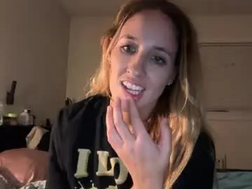 Khelzy  live sex cam