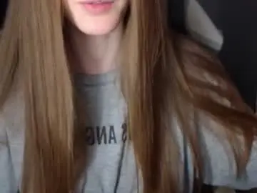 Kittylovemoon  live sex cam