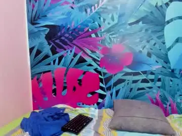 Lexistarkx  live sex cam