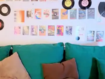Maya_rogerss  live sex cam