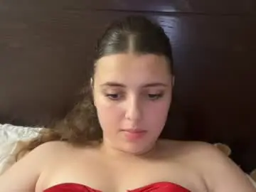 Sylvia_a  live sex cam