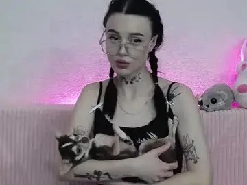 Tayaavis  live sex cam