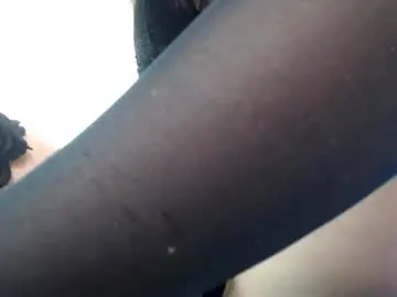 Venusandrea29  live sex cam