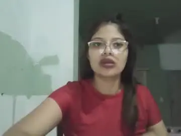 Babyd0llslut  live sex cam