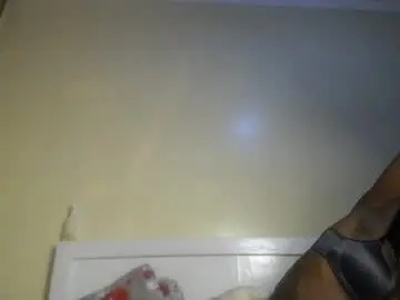 Cherrycuddle2  live sex cam