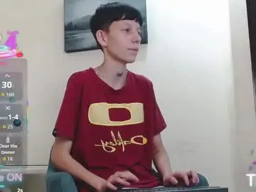 Liambrown09  live sex cam