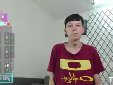 Liambrown09  live sex cam