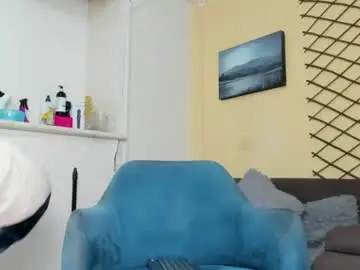 Liambrown09  live sex cam
