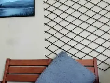 Liambrown09  live sex cam
