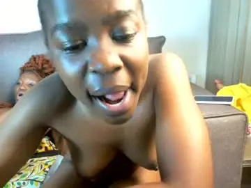 Littlemariah  live sex cam