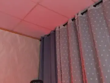 Lucydeluca  live sex cam