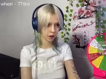 Lunagorgon  live sex cam