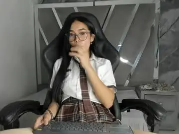 Mia_petiteht  live sex cam
