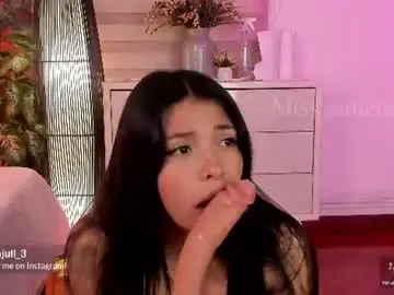Missesmeralda  live sex cam