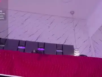 Pittandlunaa69  live sex cam