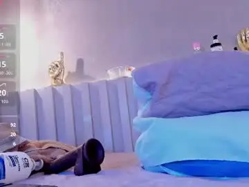 Saloba_queen  live sex cam